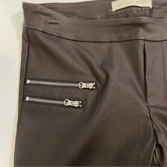 I love Taylor Madison pants ILTM brown silky flattering coated stretch XL layer - Picture 3 of 11